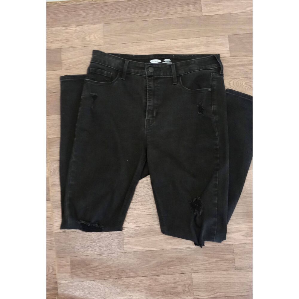 Old Navy black, Rockstar skinny, secret - slim pockets, distressed jeans. Size 1